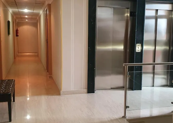 Dabelmar A Lanzada *